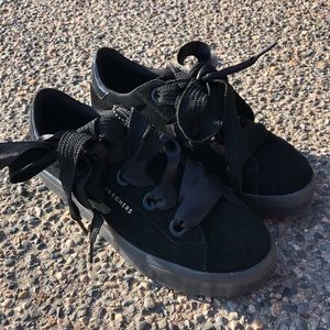 New sketchers sneakers size 8.5